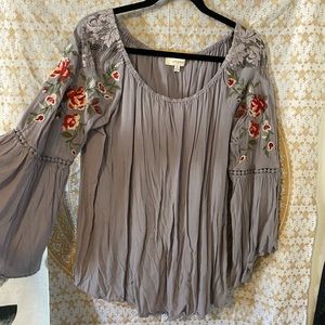 Umgee XL light blue floral embroidered blouse